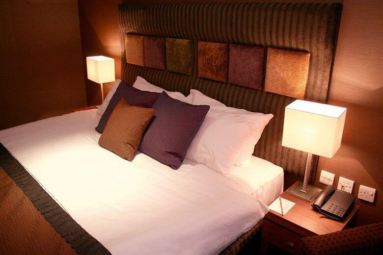 Ten Hill Place Hotel