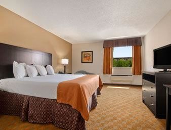 Hotel Baymont Inn And Suites Lubbock