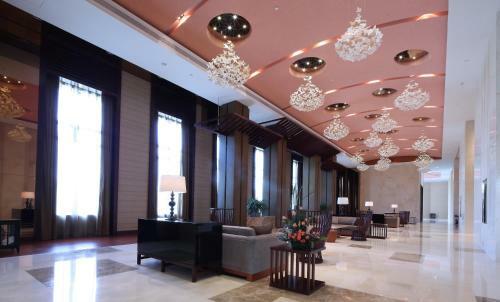 Hotel Regal Palace Resort