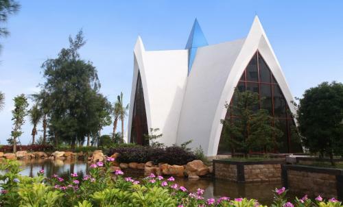 Hotel Regal Palace Resort