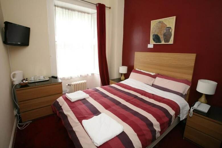 Clifton Hotel