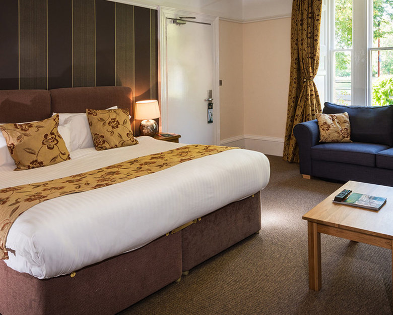Glen Mhor Hotel & Restaurant