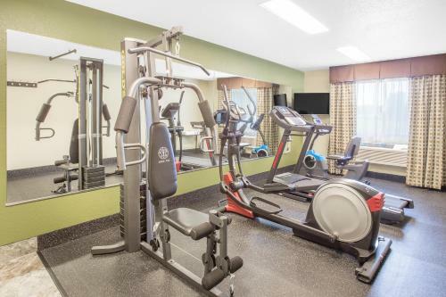 Hotel Baymont Inn & Suites Holland