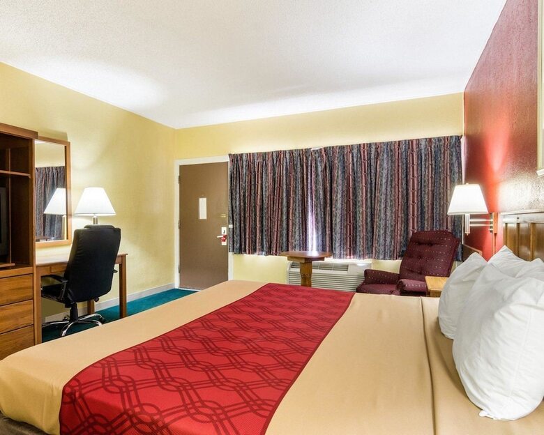 Hotel Econo Lodge Topeka