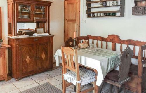 Holiday Home Toldi U-keszthely