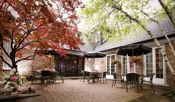 Hotel The Glenerin Inn