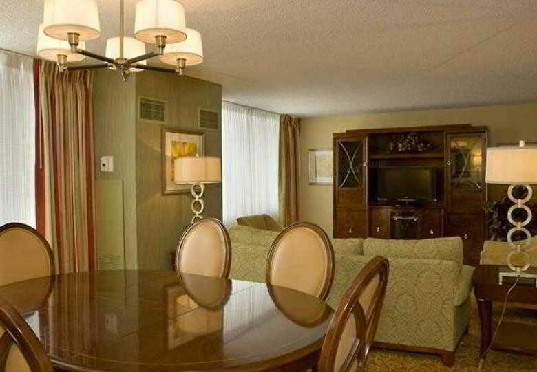 Hotel Wichita Marriott