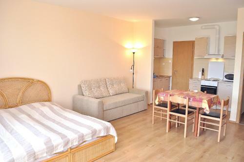 Tisza Palota Apartmanok