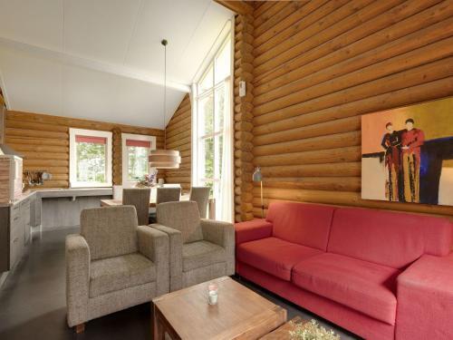 Boutique Holiday Home In Hoge Hexel On Pond