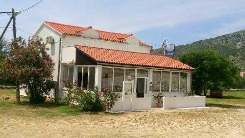 Hostal Guesthouse Budima