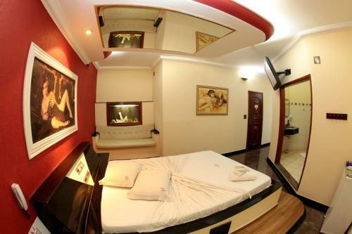 Hotel Motel Le Baron (Adult Only)
