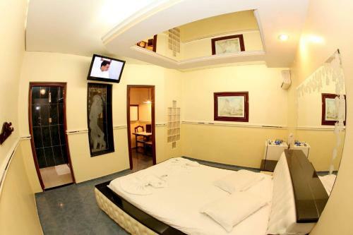 Hotel Motel Le Baron (Adult Only)