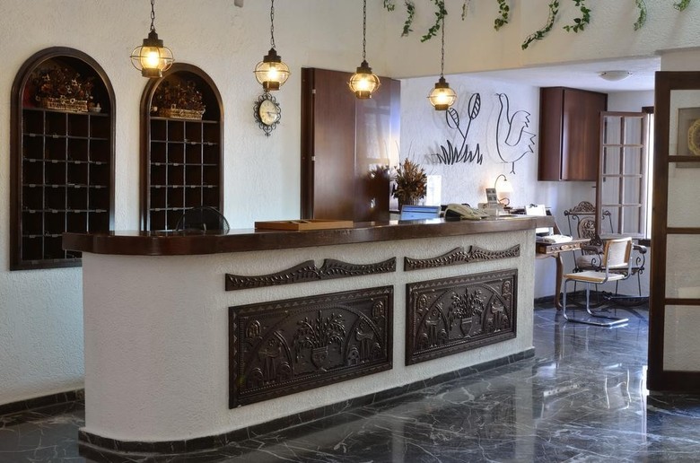 Hotel Melpo