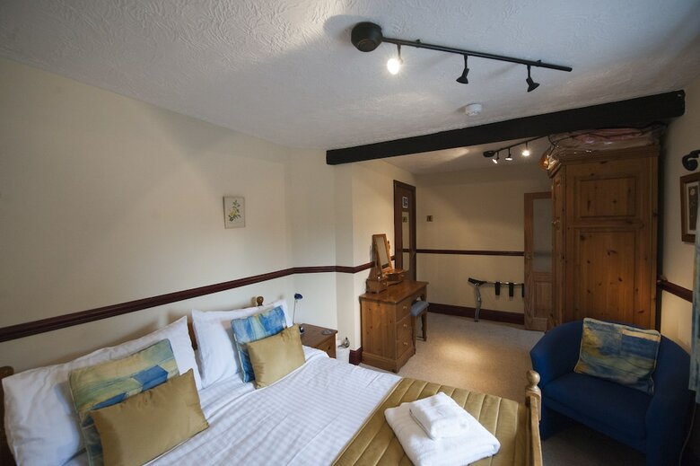 Agroturismo Cwmwennol Country House