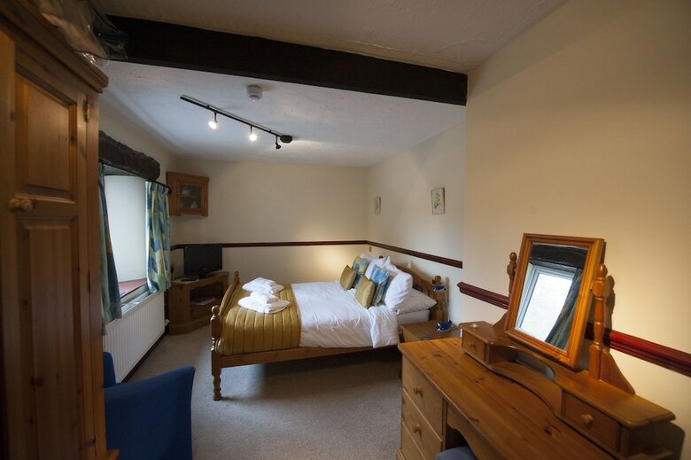 Agroturismo Cwmwennol Country House