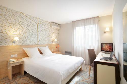 Hotel H�tel Des Fr�nes