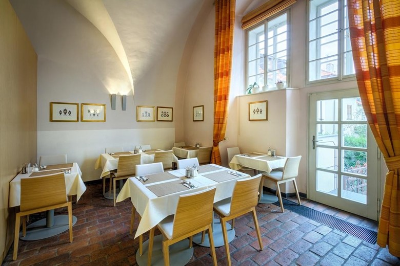 Hotel Monastery Garden