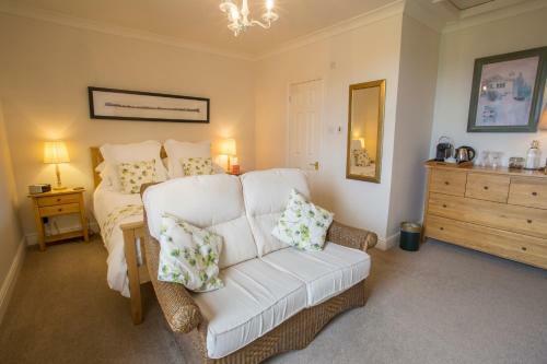 Bed & Breakfast Market Cross Guest House
