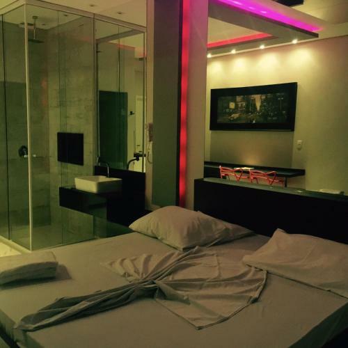 Hotel Dinys Motel (adults Only)