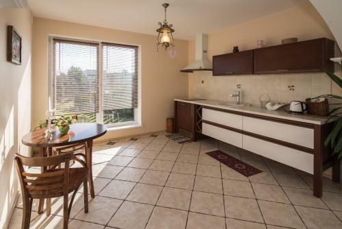 Hostal Baltas Namas