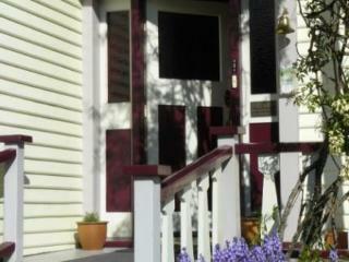 Holly Homestead B&B