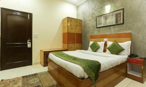 Hotel Moon Walk Residency