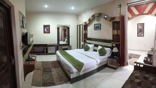 Hotel Moon Walk Residency