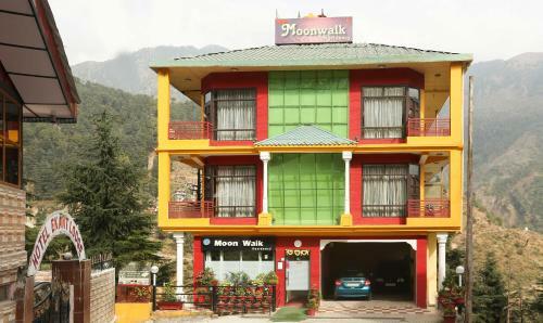 Hotel Moon Walk Residency