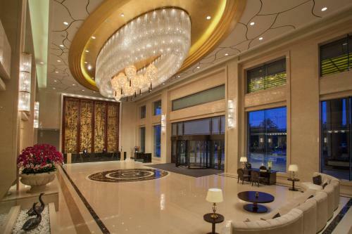 Classical Plaza Hotel