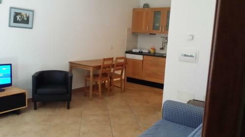 Hostal Residence La Frontiera