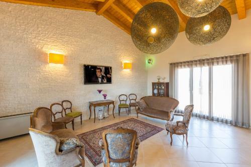 Hostal Casale Santa Maria Country House