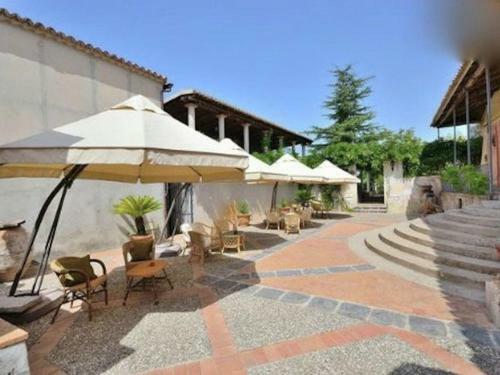 Hostal Holiday Home Flor Parghelia