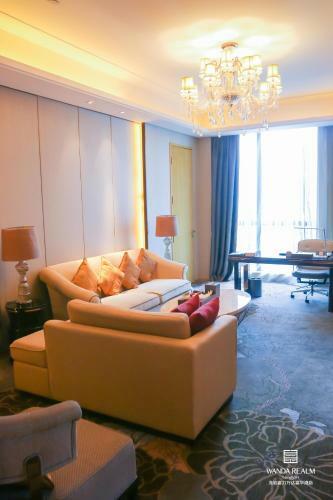 Hotel Wanda Realm Longyan