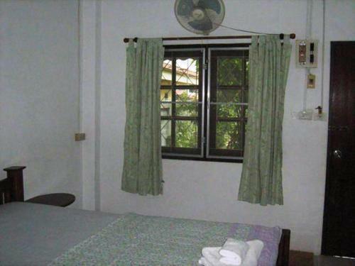 Hostal Lamoon Lamai House