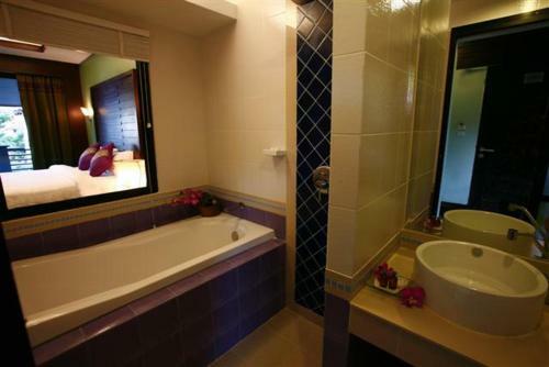 Hostal Lamoon Lamai House