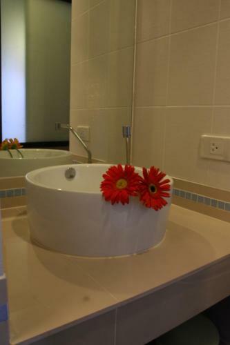 Hostal Lamoon Lamai House
