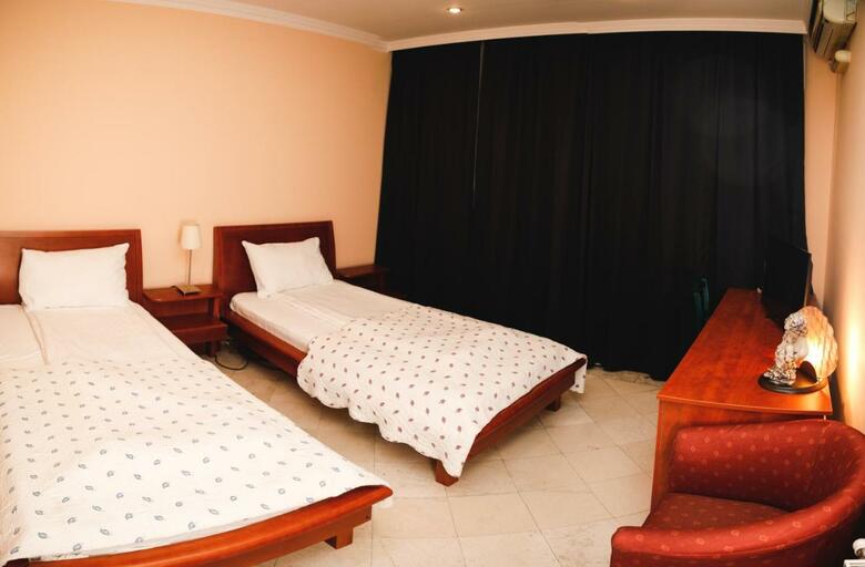 Hotel Bojatours Lux