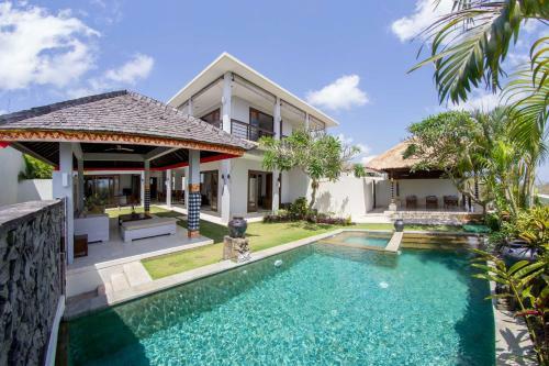 Villa Seratus