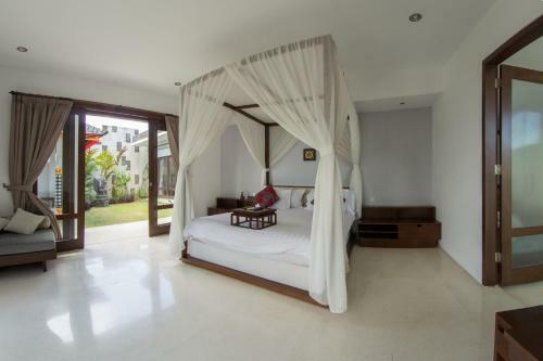 Villa Seratus