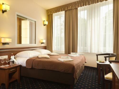 Aura Hotel