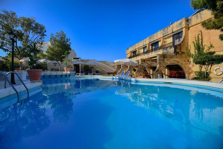 Hotel Cornucopia