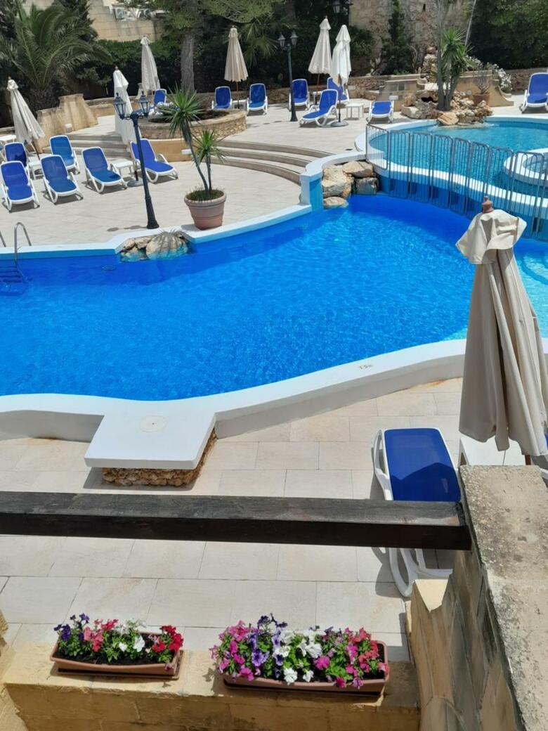 Hotel Cornucopia