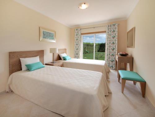 Hostal Oasis Parque Country Club