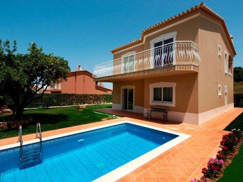 Hostal Oasis Parque Country Club