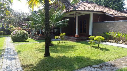 Hostal Bayu Mantra Bungalows