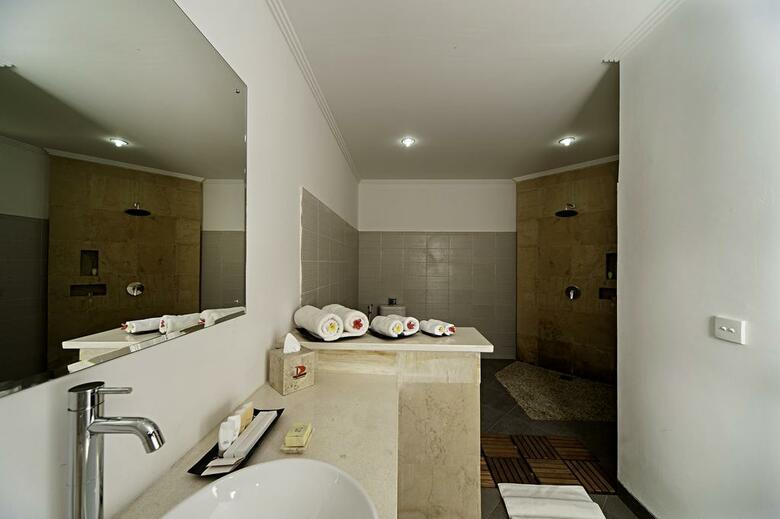 Hotel Discovery Candidasa Cottages And Villas