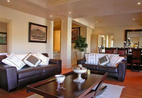 Beachside Villa & Penthouse