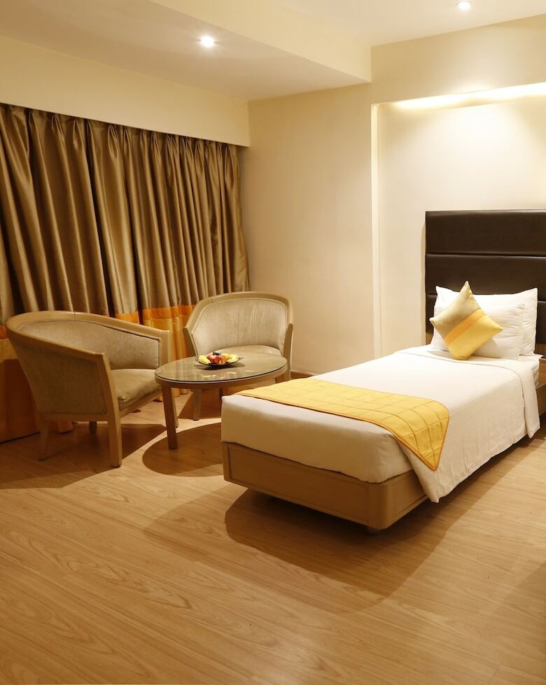 Hotel Green Park, Visakhapatnam