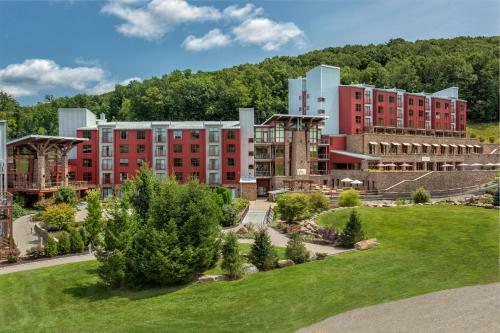 Hotel Bear Creek Mountain Resort