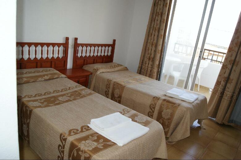 Apartamentos San Antonio Beach